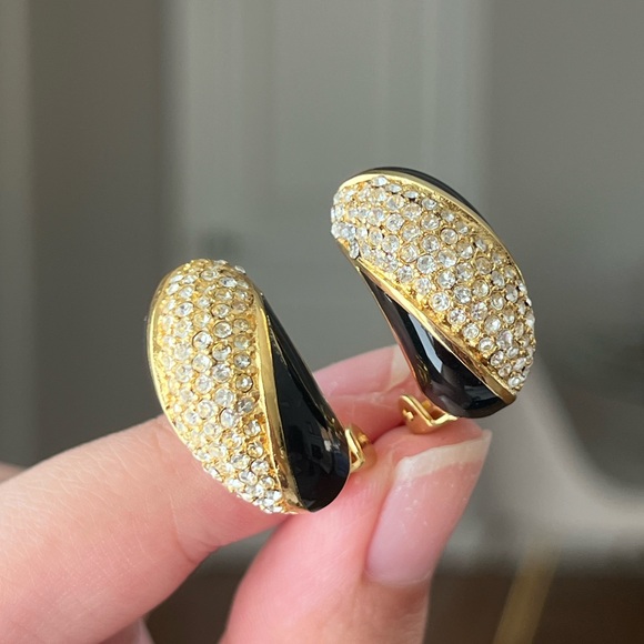 Vintage Christian Dior Rhinestone Pavé Black Enamel Thin Gold Hoop Clip Earrings - Picture 6 of 10